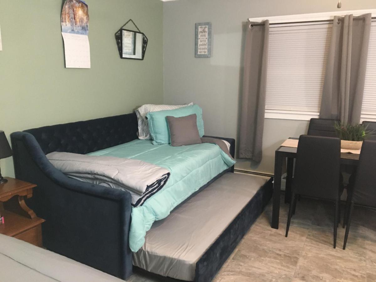 Away From Home, Recently Renovated Apartment *